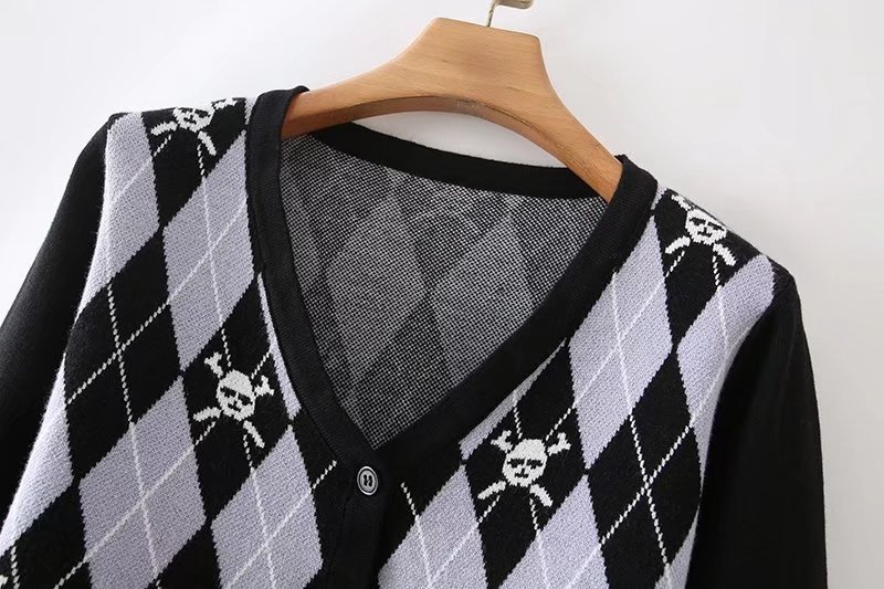 Argyle & Skull Pattern Cardigan NSXFL107100