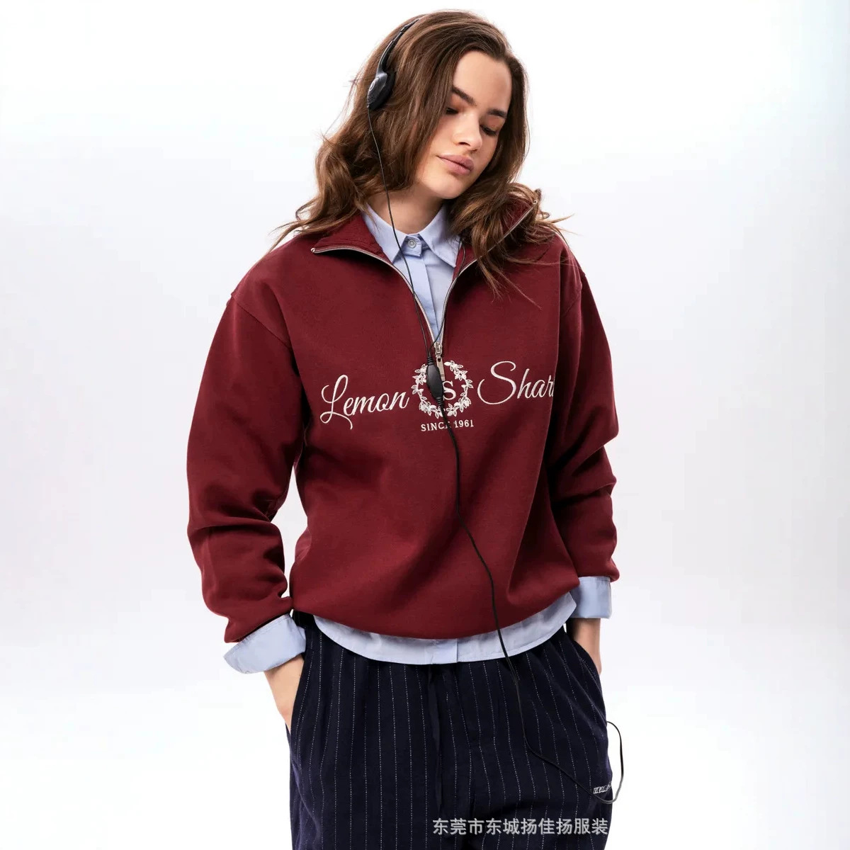 Autumn and Winter Versatile Stylish 2026 Fashion Letter Print Thickened Turn-Down Collar Half-Zip Sweatshirt with a Comfortable Artistic Design That Hides the Body Shape