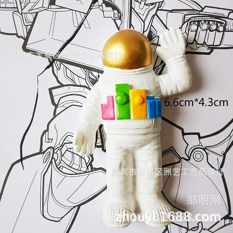宇宙飛行士の冷蔵庫は磁力を貼ってスペースシャトルの磁石を貼ります。|undefined