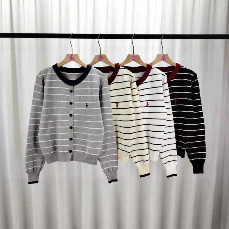 2026 Autumn New Core-Spun Yarn T-Shirt for Women, Round Neck, Color-Blocked Striped Knit Versatile Long-Sleeve Knit Cardigan Top for Women 2026 Autumn New Core-Spun Yarn T-Shirt for Women, Round Neck, Color-Blocked Striped Knit Versatile Long-Sleeve Knit Cardigan Top for Women