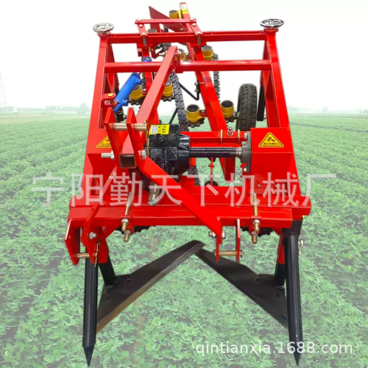 大型链条花生机两垄四行花生收获机放起果机花生收割自动长果收获