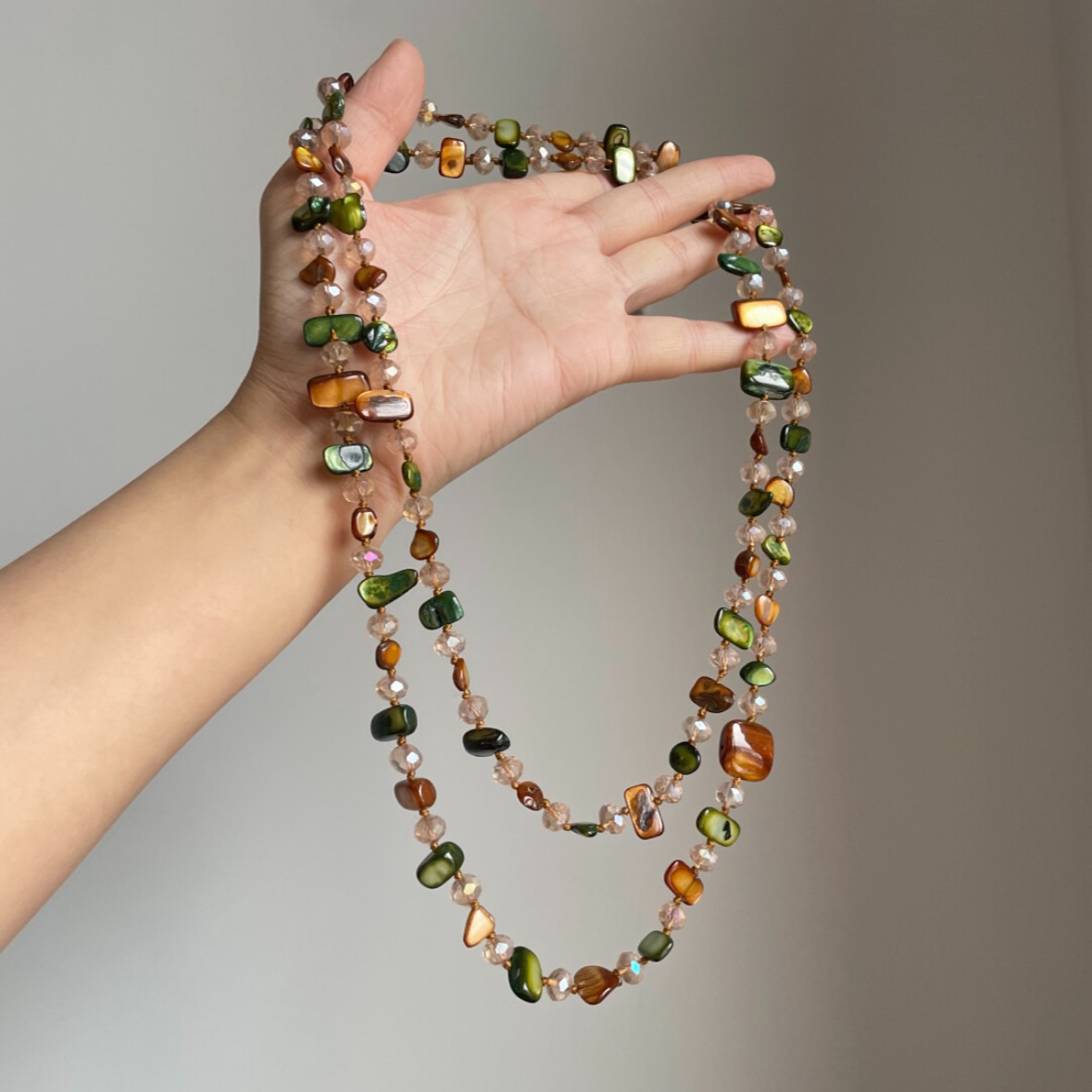 Vintage Bohemian Colorful Shell Necklace Layered Crystal Chain_voghion.com