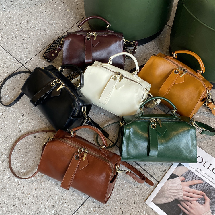 2025 春夏ハイエンド大容量レディースバッグボストンレトロ小さなスクエアバッグ女性のクロスボディソフトレザーショルダーバッグ直販