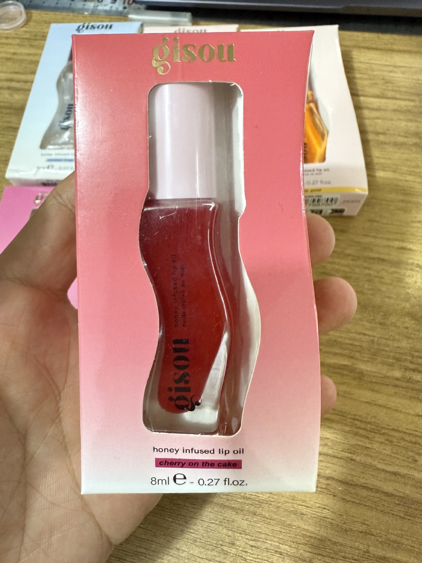 Conjunto de explosión transfronteriza conjunto de valor conjunto de perfumes para el cabello aceite esencial crema hidratante lápiz labial miel labial en stock