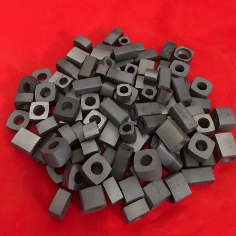 导电块12*12-16*16-10*10-14*14每种规格价格不一样，请联系客服