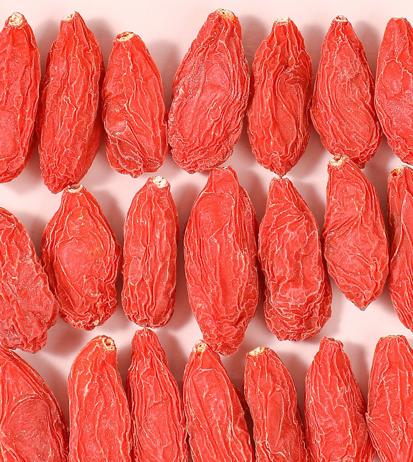 Ningxia Goji Berries Gou Qi Zi Premium Large Dried Fruit 200g for Tea and Cooking in use