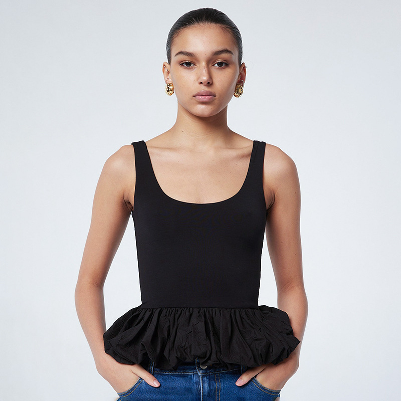 Ropa de mujer europea y americana 2025 verano nuevo color sólido moda sin mangas cuello cuadrado espalda abierta burbuja sexy chaleco pequeño top mujer