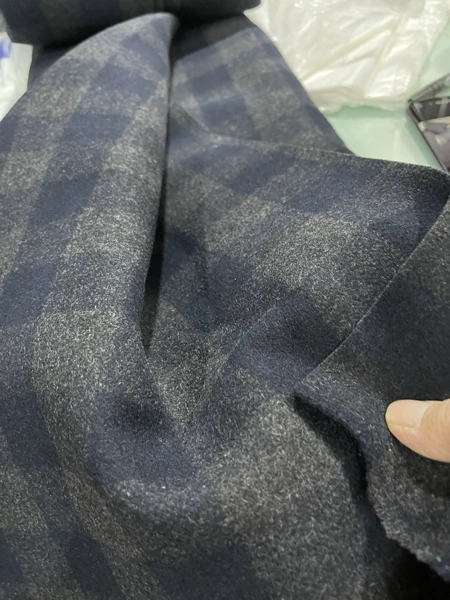 Black, blue and dark gray plaid double-sided fabric 2 meters, weight 950
