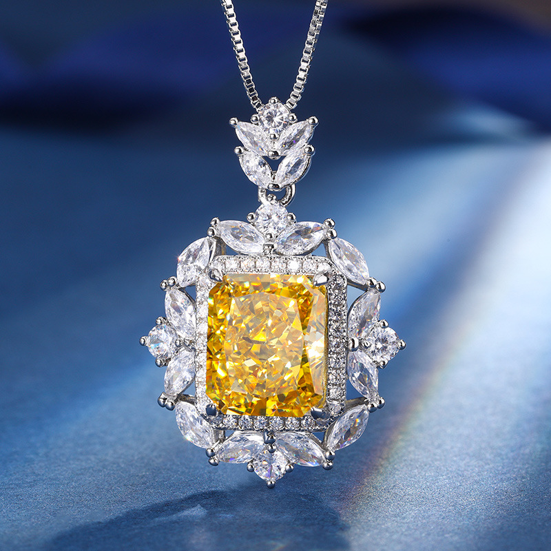 Otoño e invierno nuevo Zhuang Sheng joyería diamante de alto carbono hielo flor corte diamante amarillo cobre con incrustaciones traje de alta moda 10*12-6*8