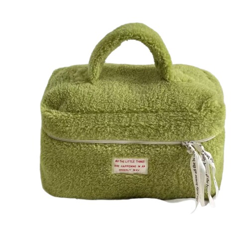 New Arrival Fleece Makeup Bag in Instagram Style, Girly Design, High-Quality Appearance, Large Capacity, & Portable Travel Organizer—Perfect as a Clutch!