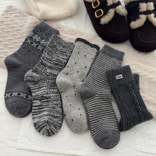 ��ɫϵС���m����Ů�ﶬ�Q�y���c��Ͳ�Ѷ��m�黨���˰ٴ�ܛŴ���m