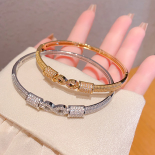 �羳�����~΢��ʯ�M����C���Ʒ�~�18K���僝M����Ů�W����