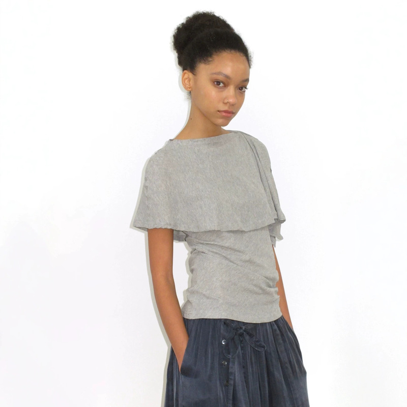 Mito De Dar Long-Staple Cotton Twill Multi-Wear Waist-Cinching Cape-Style Gray Short-Sleeve Vest Top Mito De Dar Long-Staple Cotton Twill Multi-Wear Waist-Cinching Cape-Style Gray Short-Sleeve Vest Top