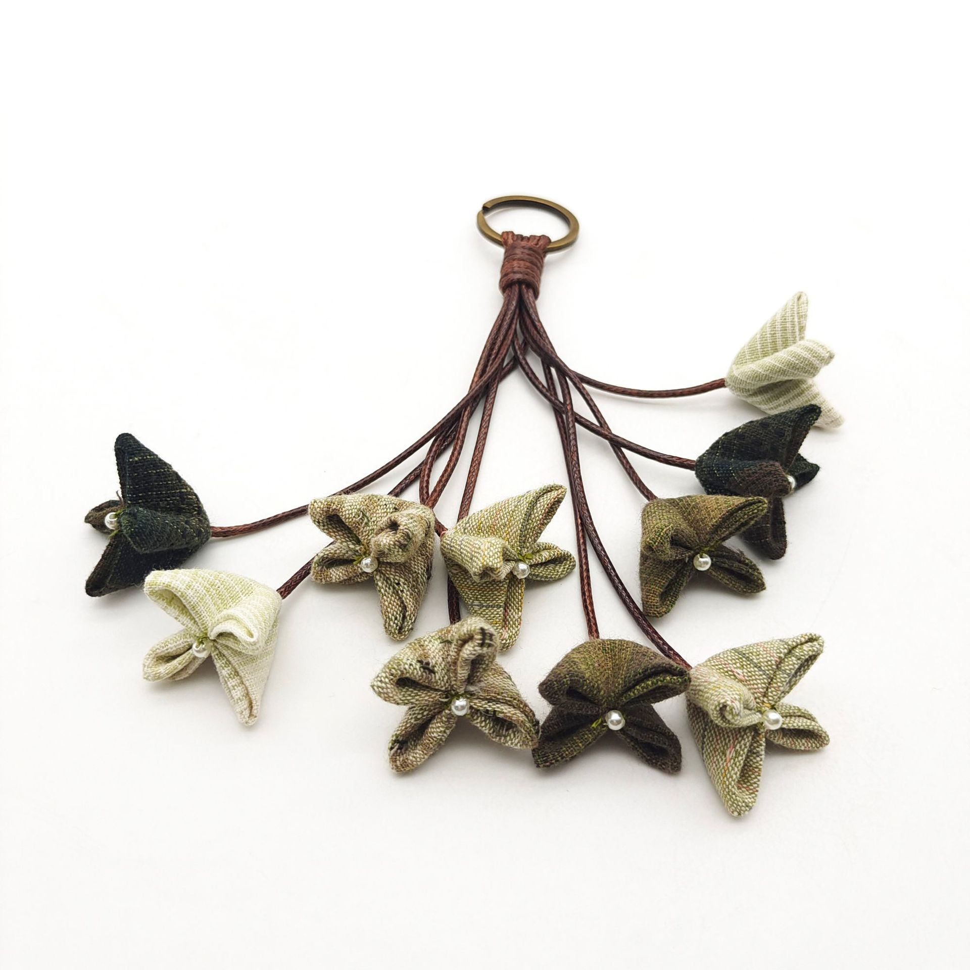 Lirio de los valles coche colgante patchwork adornos Lu bordado hecho a mano bordado DIY patchwork material de producción paquete adornos colgantes