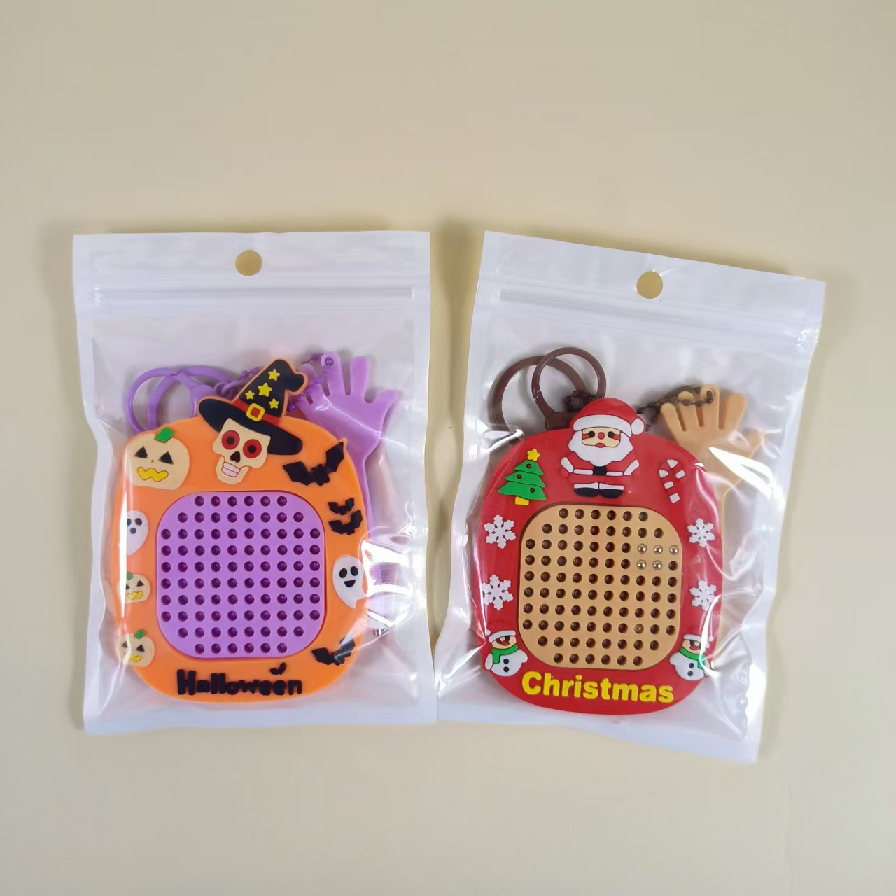 Nuevo Papá Noel Halloween descompresión magnetic bolas de acero laberinto tablero de pintura juguetes para niños lindos colgantes de llaver