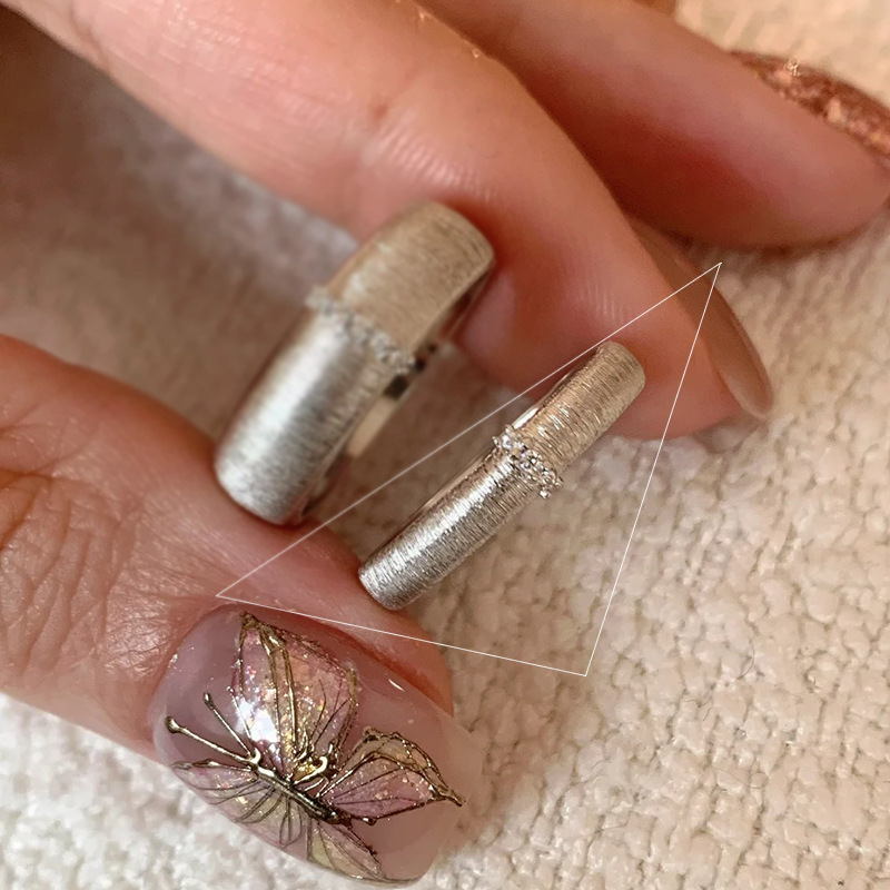 Anillo de apertura de espiga de circonio de vintage medieval anillo de todo fósforo de nicho femenino joyería de alta gama de lujo ligero retro