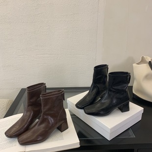 ���߲��ۣ���ʽС���^�ٴ�ָ���Ƥ��ѥ�ﶬ��ɫ�߸�����ѥ��ѥŮ