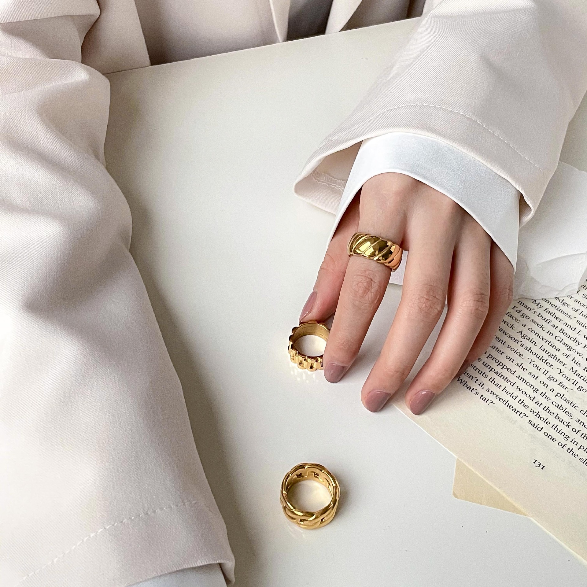 Street Occasion Titanium Steel Material Simple Style U Shape Titanium Steel Plating Rings