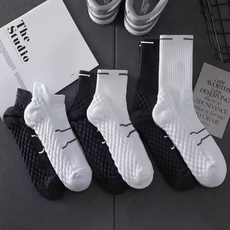 Basketball socks men's and women's spring and autumn thin socks tube socks actual combat professional massage bottom breathable sweat-absorbent running sports socks