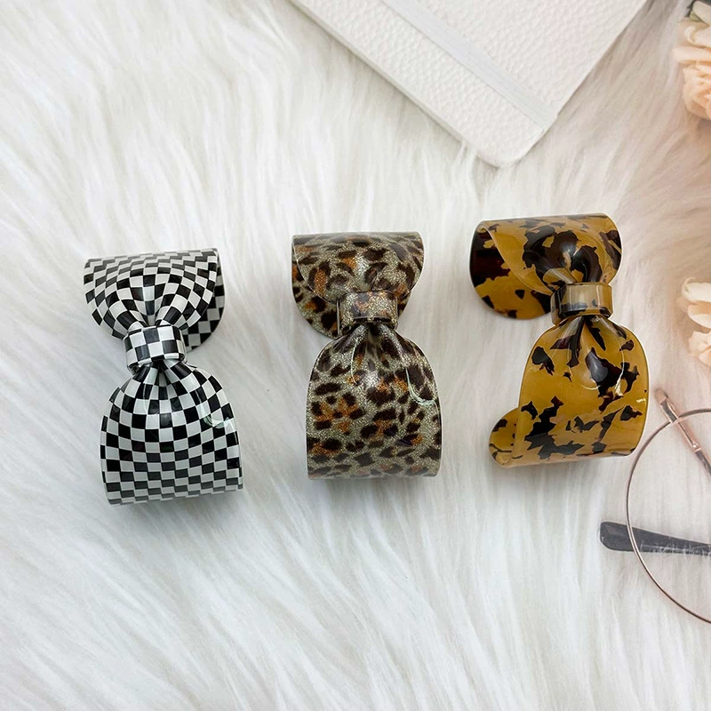 Shiny acrylic bracelet with bow, European style