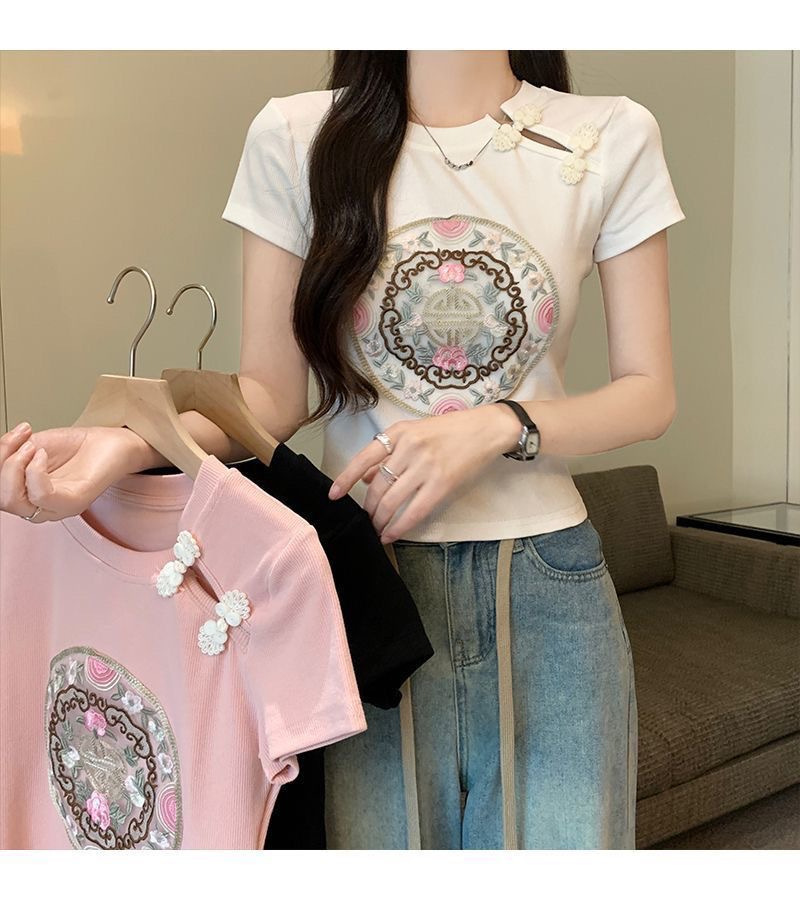 Nova kitajska majica s kratkimi rokavi in ​​vezenino qipao za ženske poleti 2024, nov sladko-začinjen dekliški oprijet kroj in_voghion.com