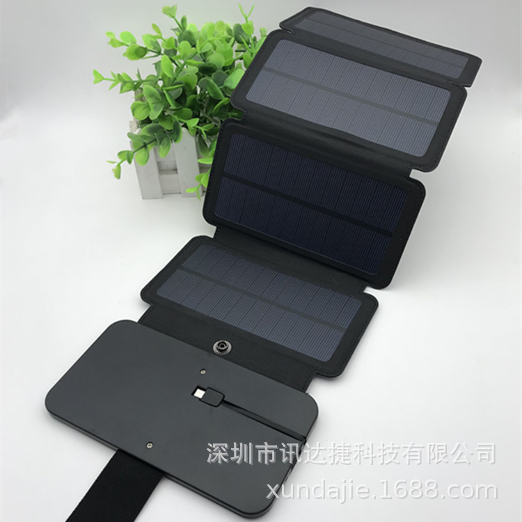 13767221258_1875615056