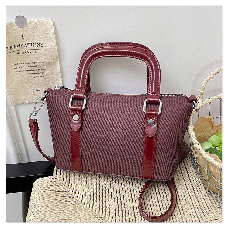 Nuevo cross-border nuevo bolso axilar de textura simple, bolso de mano de moda, bolso de hombro casual.