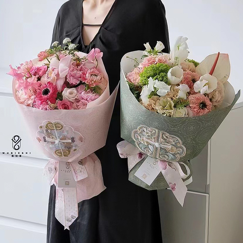 Nuevo producto de Xiyu Parche de hebilla de disco de bordado chino Ramo de bricolaje hecho a mano Material de embalaje Decoración floral de estilo nacional