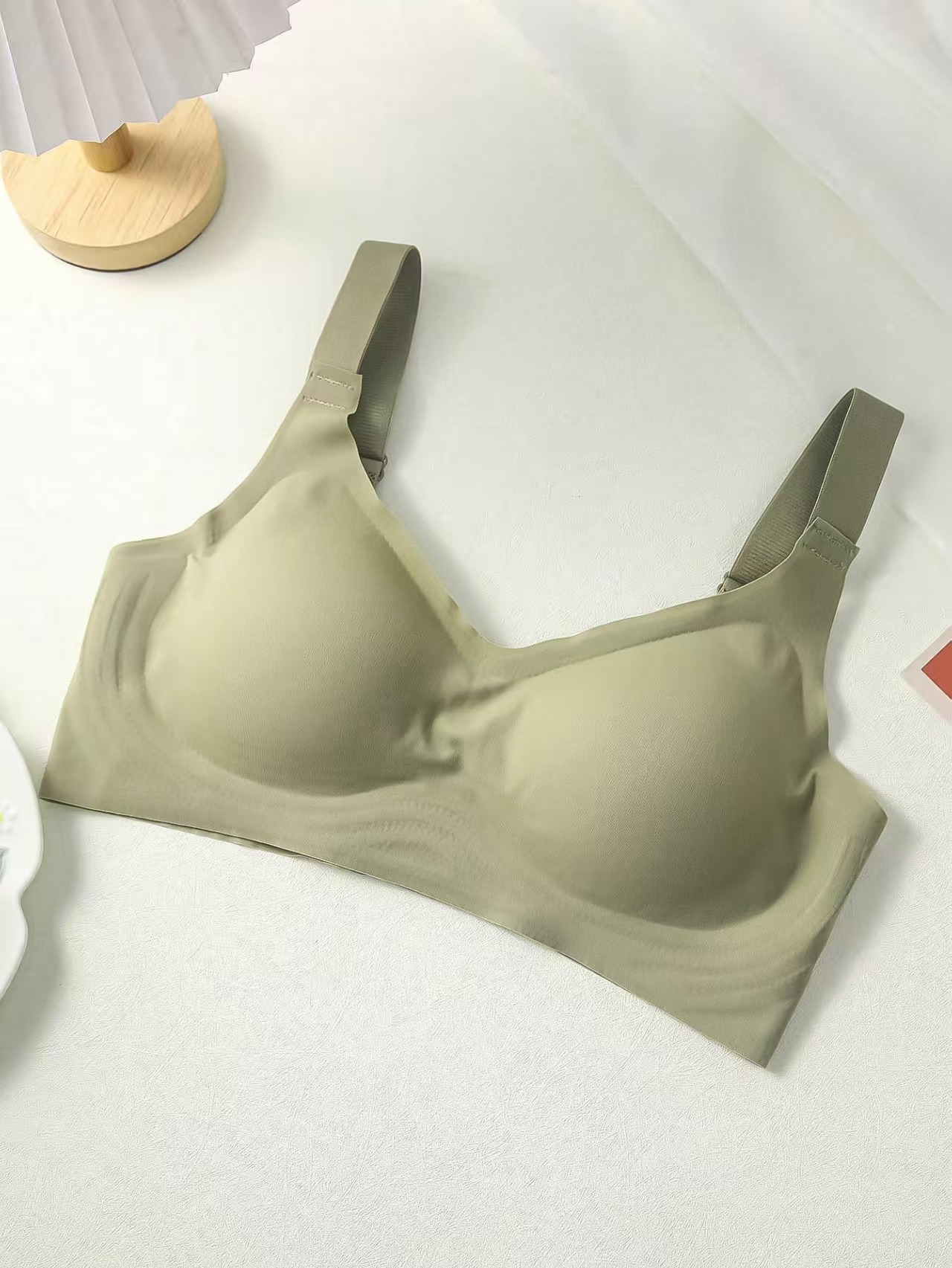 Comercio exterior europeo y americano transfronterizo de gran tamaño sin anillo de acero para recoger los senos, ropa interior antiflacidez, sujetador de mujer de pechos grandes sin costuras image 7