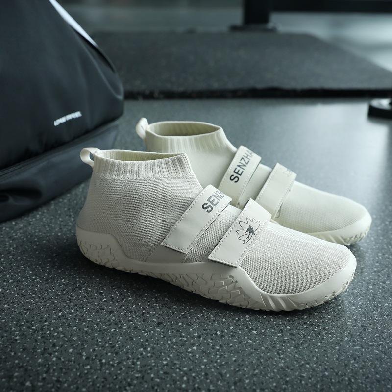 Zapatos deportivos y de fitness cuidadosamente seleccionados, entrenamiento de levantamiento de pesas, sentadillas de sumo, zapatos de peso muerto, zapatos de yoga para practicar piernas, zapatos de conducción casuales para hombres y mujeres