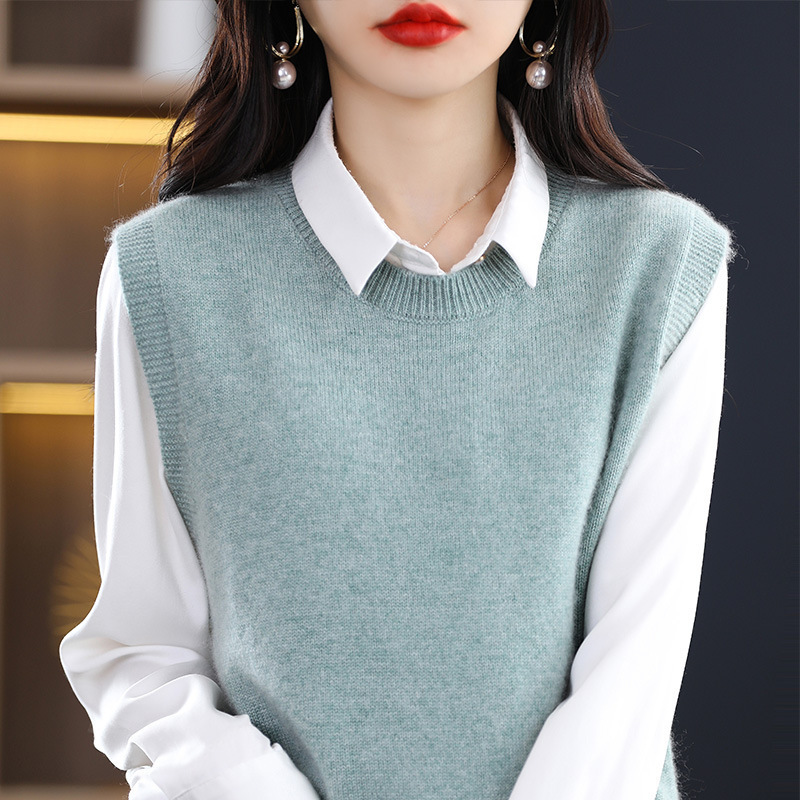 Round Neck Knitted Pullover Vest Women's Waistcoat Sleeveless Sweater Loose Casual Short Outwear Wool Knitted Waistcoat Top