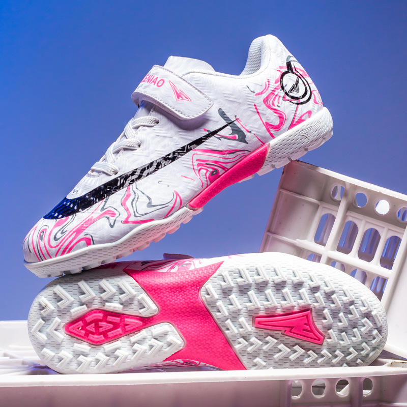 Zapatos de fútbol transfronterizos de alto perfil para hombres TF zapatos de entrenamiento antideslizante transpirables para niños zapatos deportivos profesionales para estudiantes