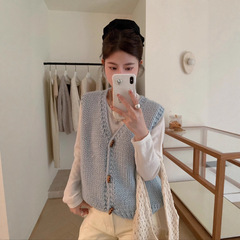 韩系复古V领牛角扣叠穿针织马甲开衫女春秋时尚通勤外搭无袖背心