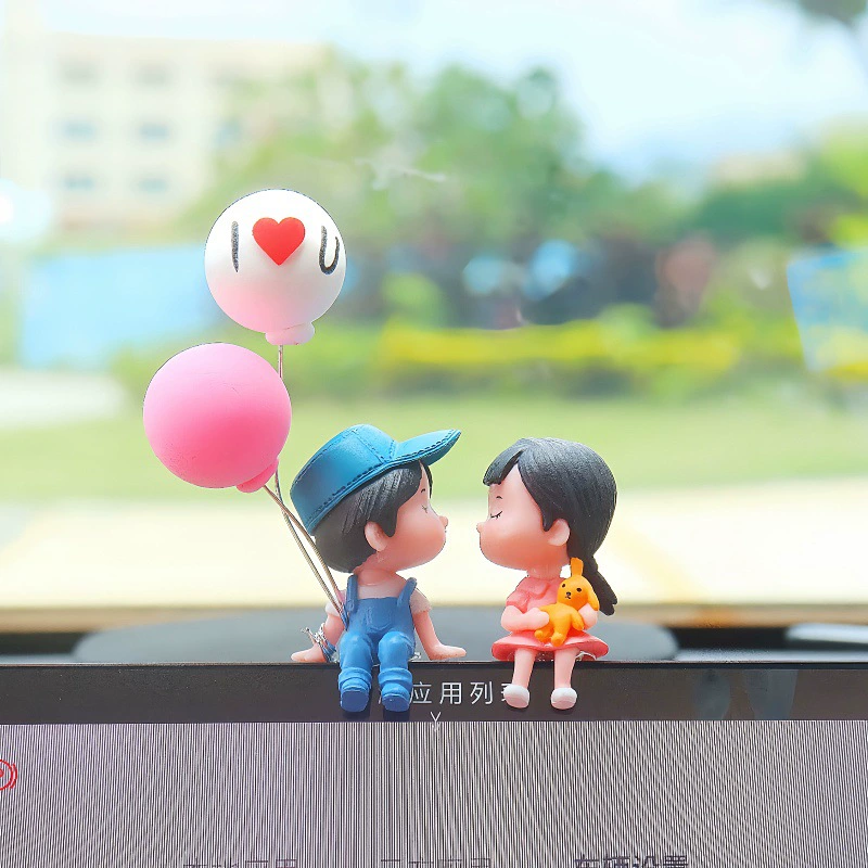 Трансграничная оптовая продажа новых автомобильных украшений милые маленькие куклы поцелуй пары в средней консоли внутри автомобиля украшения украшения