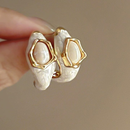 Droplet Oil Flower Geometric Women's Earrings 2024 Summer New Style Versatile Earrings Light Luxury High-End Earrings Wholesale