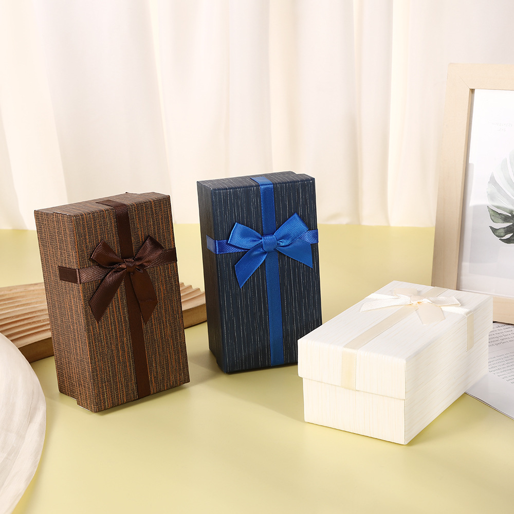 Nuevo rectangular festival cubierta caja de regalo simple arco decoración caja vacía fábrica al por mayor