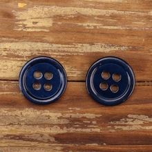 春夏款彩色珍珠贝壳细边粉色抹茶绿衬衫真丝扣子四眼11.5mm简约粉