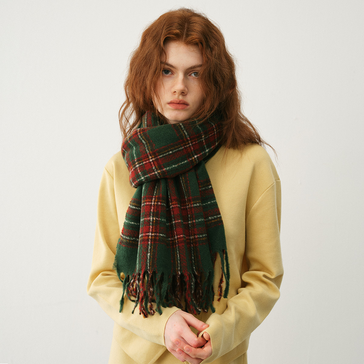 Vintage Plaid Scarf For Women, Classic Winter Cashmere-feel Shawl_voghion.com