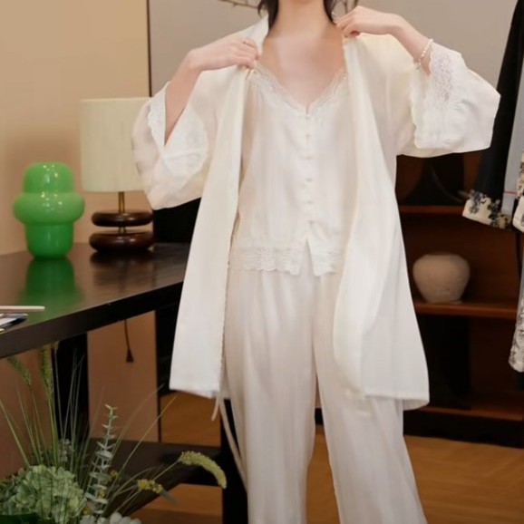 2025 새로운 프랑스 스타일 레이스 파자마 슬링 바지 여성 봄과 여름 V-Neck 순수 스타일 섹슈얼리티 벨트 얼음과 스노우 실크
