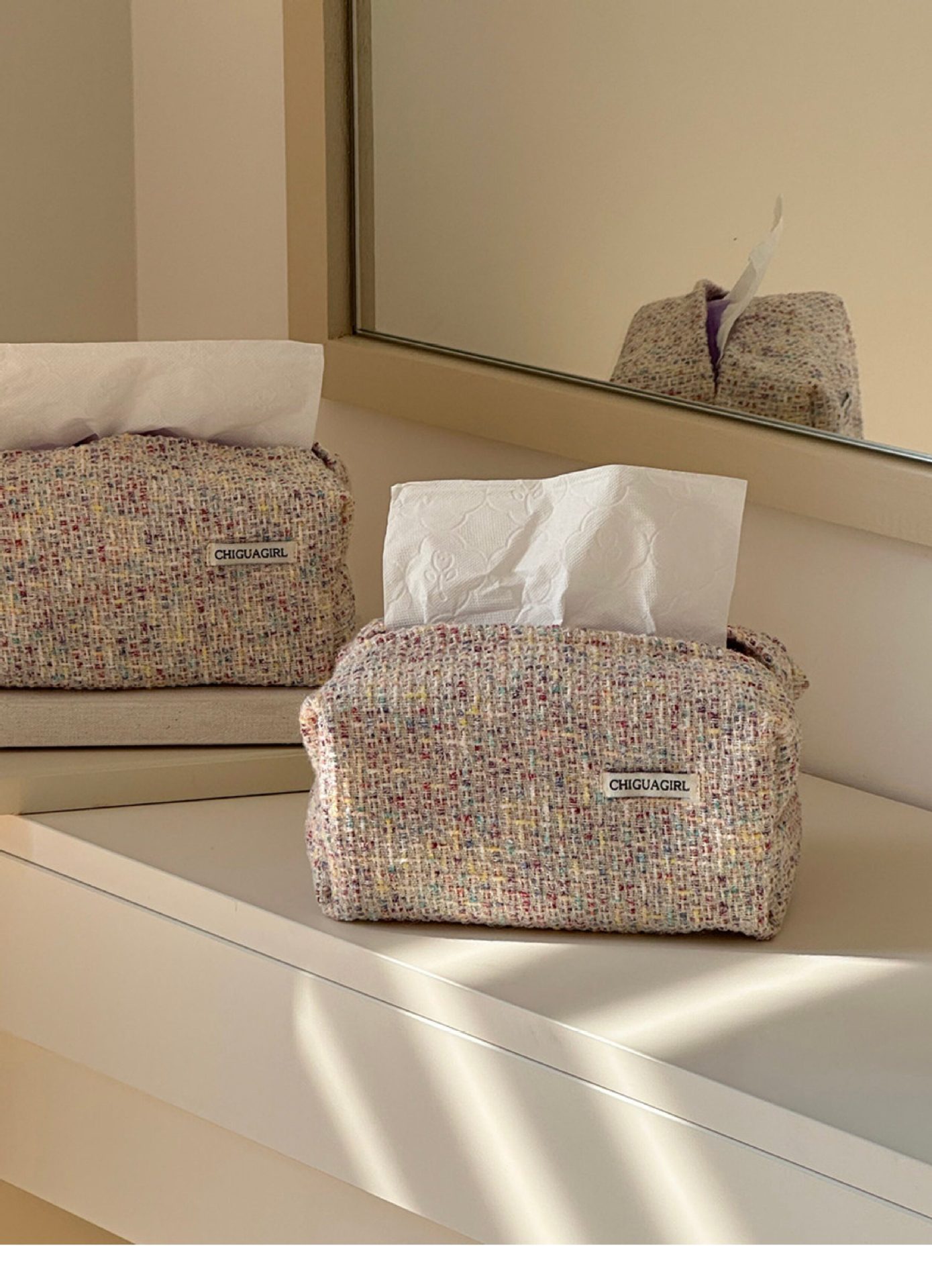Vintage-style fabric tissue box for home, living room, and car use, high-end light luxury tissue bag, napkin cover, desktop tissue box