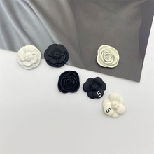 气质黑白小香风山茶花玫瑰配件磨砂漆合金饰品手工发饰手机壳材料