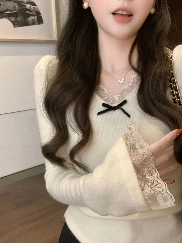 フランス風の小さい香りの風のレースのvネックの長袖のtシャツの女性の秋冬の純粋な欲の風はやせていることを現します。|undefined