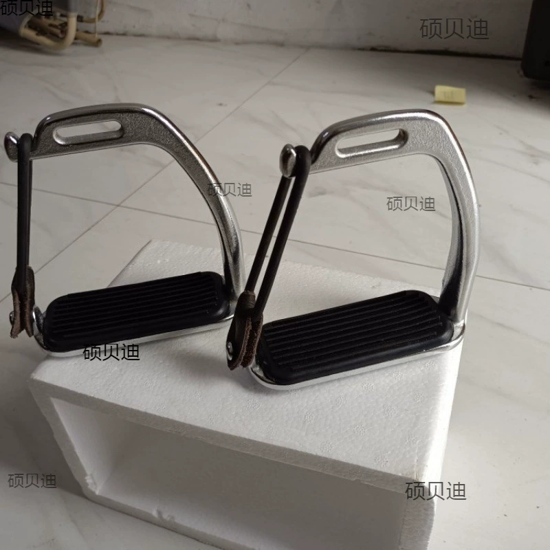 Карбоновая сталь с никелевым покрытием, полулицевой антизахлестывающий стремянный ремень для начинающих, аксессуары для конного спорта, предотвращающие спутывание.