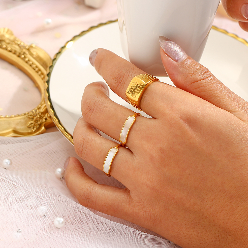 Simple Style Geometric Stainless Steel Inlaid Shell Gold Plated Rings display picture 5