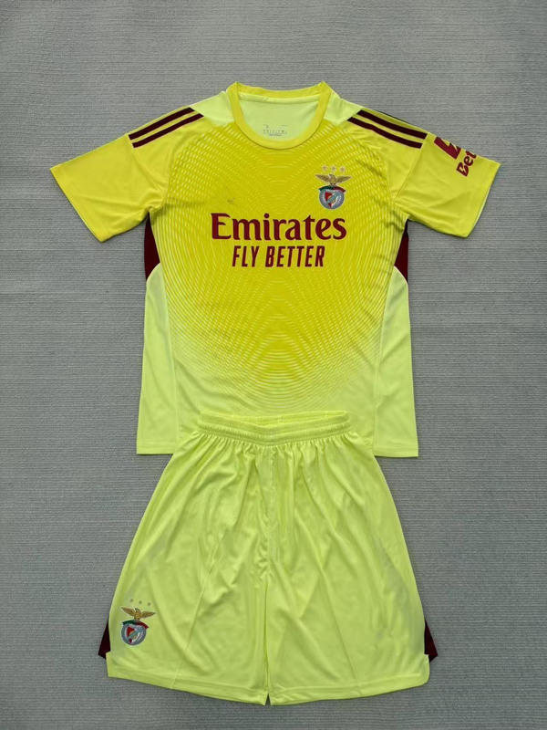 2526 子供服 大人用 半袖 AC アストン・ヴィラ ベンフィカ リオン M シティ ビルバオ サッカーユニフォーム スーツ|undefined