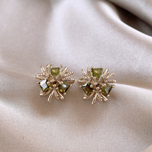 �¿�Gɫ�ʯ�������hŮС���OӋ���p�ݶ�ᔸ߼��К��|���¶��Ʒ