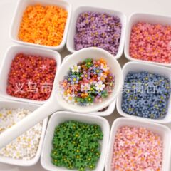 クロスボーダー 7 ミリメートル樹脂かわいいカラフルな 5 花びらフラワーパッチ DIY 手作りネイルアートブレスレット携帯電話チェーンアクセサリー材料