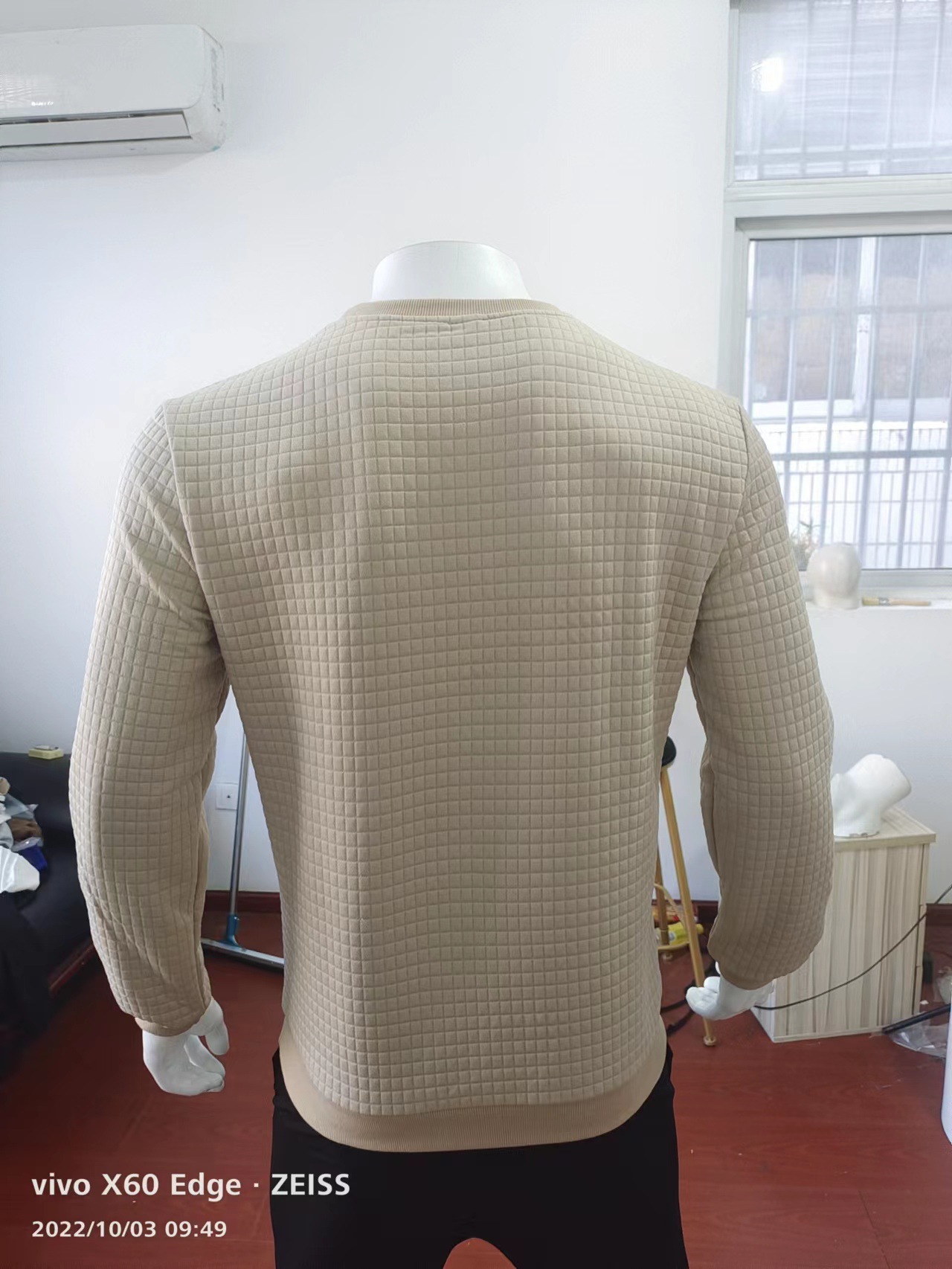 Long Sleeve Knitted T-shirt For Men Solid Colour Round Neck_voghion.com