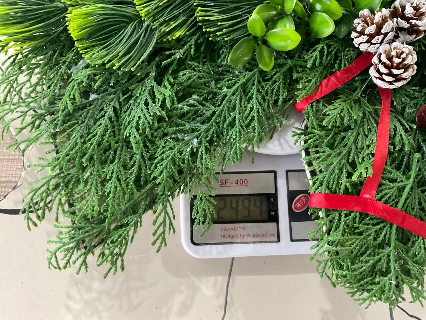 Gränsöverskridande jul en-till-en simulering tallkotte hästhuvudkrans krans gård gård semester hänge_voghion.com