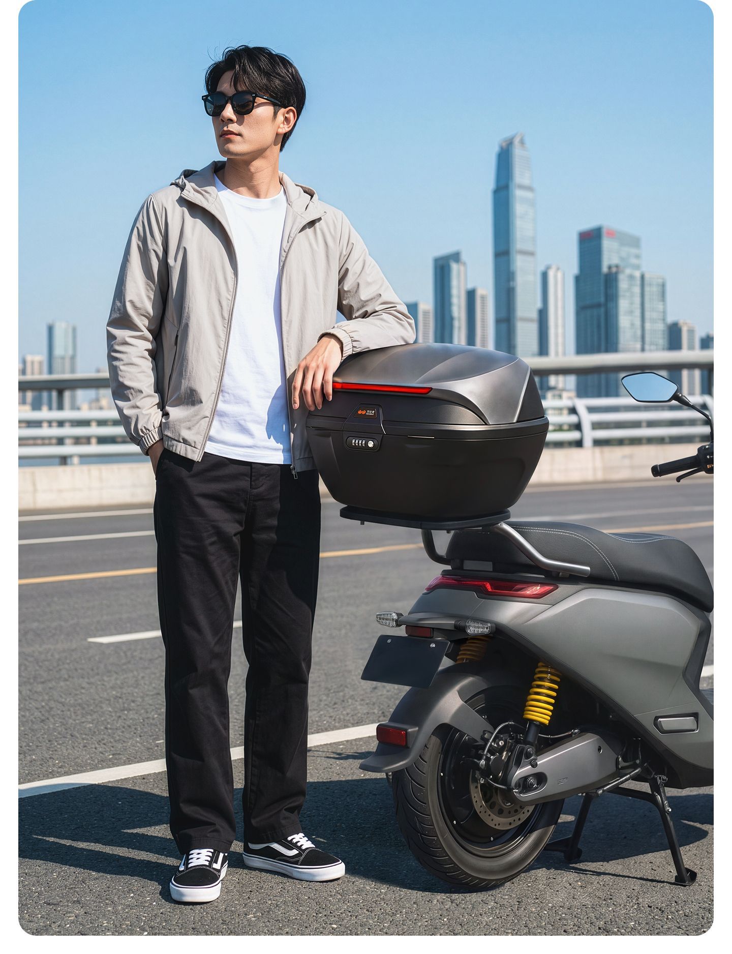 Motorcycle trunk, electric vehicle trunk, large storage box, large capacity universal battery vehicle rear trunk, pedal box